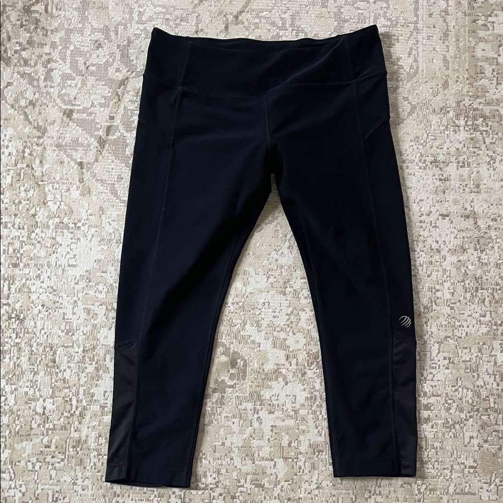 MPG Black Capri Leggings